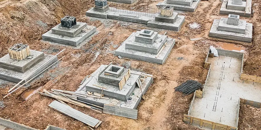 Diseño de Fundaciones en Pilotes para Suelos de la Precordillera en Las Condes